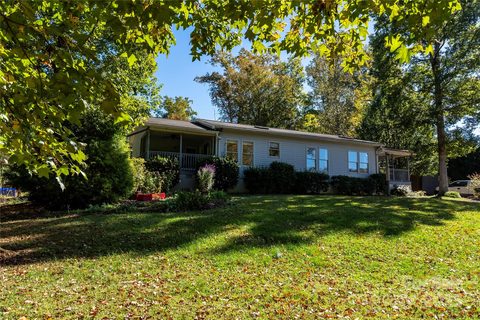 1270 Lilly Drive