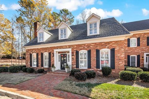 5922 Sharon Hills Road sold home in Sharon Hills, Charlotte, NC