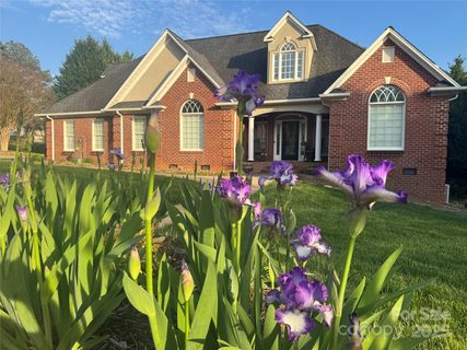 1308 Moonshadow Lane sold home in Grey Fox Forest, Shelby, NC