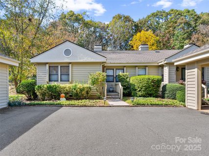 3901 Trinity Court sold home in Cloisters, Asheville, NC
