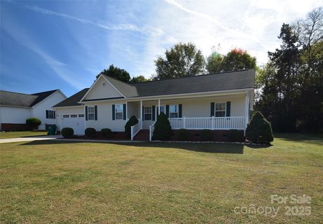 2702 Plantation Way sold home in Vickers Plantation, Albemarle, NC