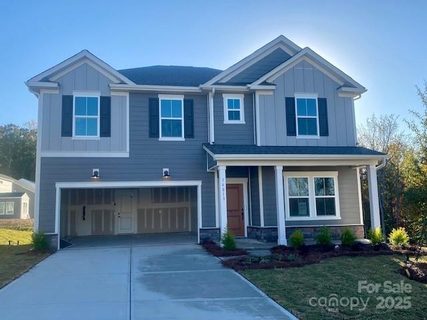 14221 New Crest Drive sold home in Bryton, Huntersville, NC