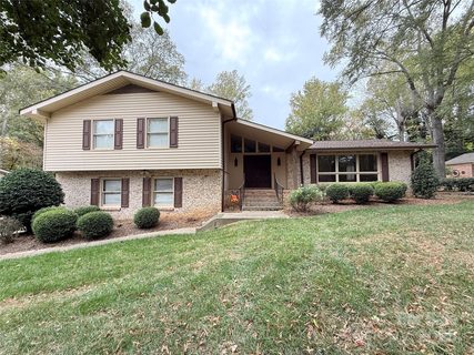 1779 Windsor Drive sold home in Arrowood Estates, Lancaster, SC