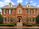 5006 Fairlawn Crescent Court sold home in Charlotte, SC