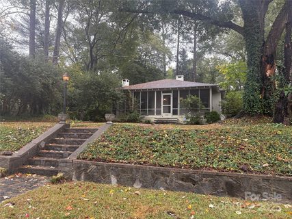 1006 S Belvedere Avenue sold home in Fairmont Park, Gastonia, NC
