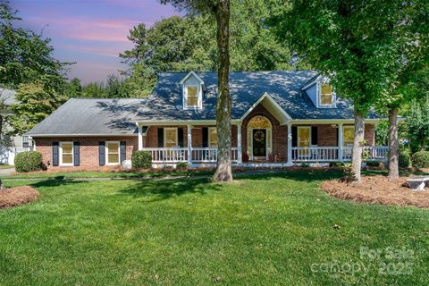 5344 Saddlewood Lane sold home in Hidden Hills, Mint Hill, NC