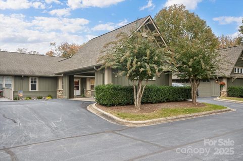 102 Fox Den Court sold condo in Wolfpen, Hendersonville, NC