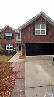 401 Sugar Maple Drive sold home in Lake Shore, Tega Cay, SC