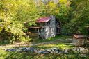 1495 El Miner Drive sold home in Mars Hill, SC