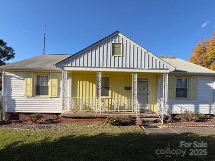 2126 Syracuse Drive pending home in University Park, Charlotte, NC