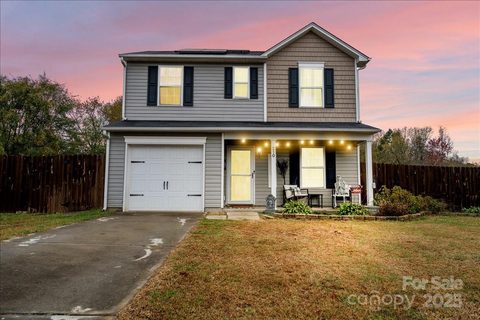 210 Hollybrook Court sold home in Weatherstone, Salisbury, NC