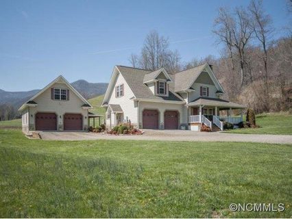51 Cradling Cove sold home in Cobblers Knob, Waynesville, NC