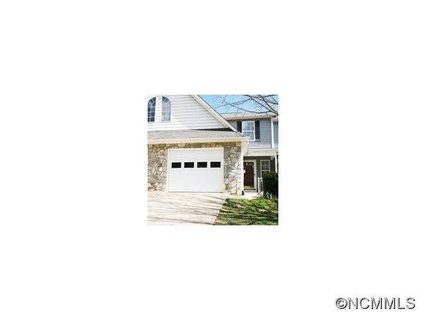 22 Willowick Drive