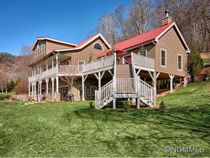 200 Feather Lane