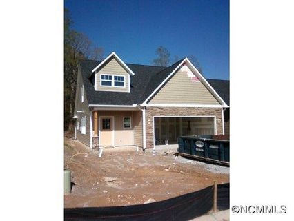 65 Foxtail Court sold home in Foxchase, Hendersonville, NC