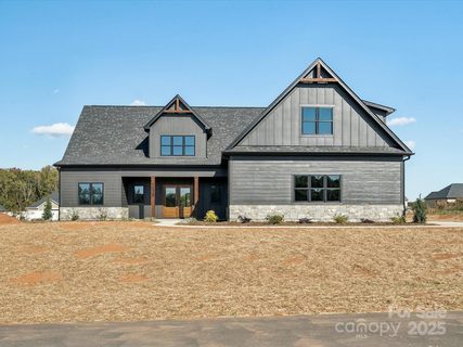 1213 Stonegate Drive
