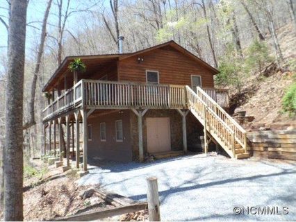 609 Black Mountain Rd sold home in LaPorte Acres, Cullowhee, NC