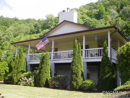 352 Lewis Lane