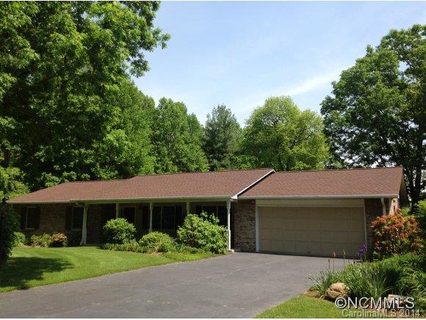 347 Mockingbird Drive sold home in Statonwoods, Hendersonville, NC