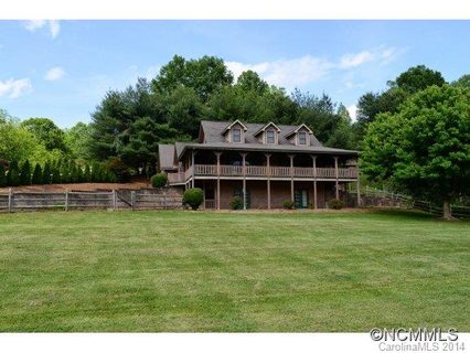 3235 Brightwater Farm Road sold home in Brightwater Farms Est, Hendersonville, NC