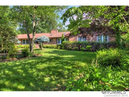 1219 Ashby Lane sold home in Towne Forest, Hendersonville, NC