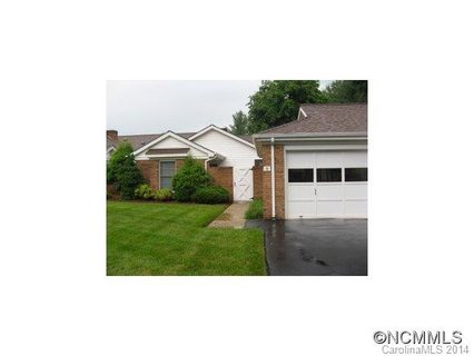 8 Bradford Circle
