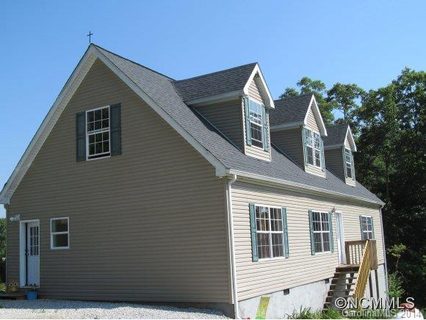 288 Hattie Williams Rd sold home in Grassy Creek, Spruce Pine, NC