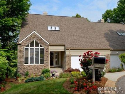 32 Highland Pointe Court sold townhome in Highland Pointe, Weaverville, NC