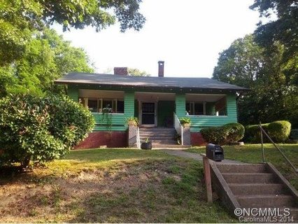 122 Courtland Avenue sold home in Montford/Arborvale Park, Asheville, NC
