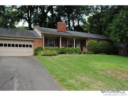 58 Shorewood Dr sold home in Lakeview Estates, Asheville, NC