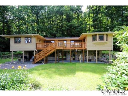 233 Winchester Creek Rd sold home in Balsam Heights, Waynesville, NC