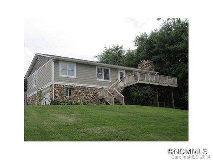 10 Lakeview Lane
