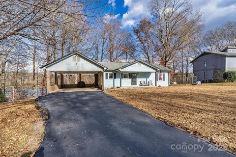 6072 Lookout Heights Drive sold home in Lookout Heights, Claremont, NC