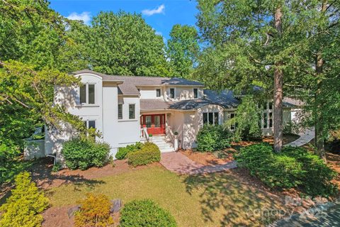 35 Heritage Drive active home in River Hills, Clover, SC
