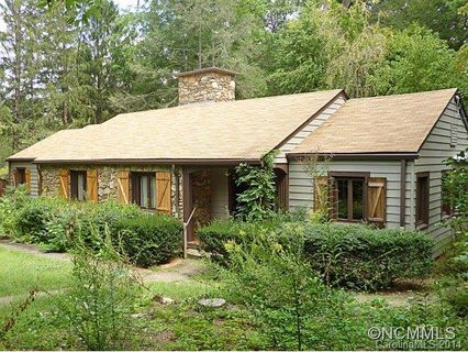 6 Red Oak sold home in Lake View Park, Asheville, NC