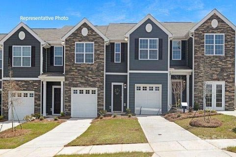 1324 Equestrian Lane