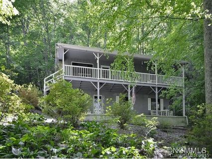 300 Chestnut Hill Loop Rd