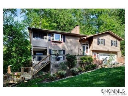 5 Lornelle Place sold home in Lake View Park, Asheville, NC
