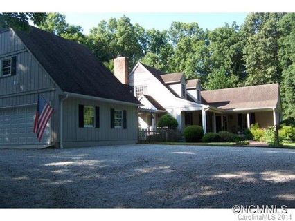 9 Jackson Grove South