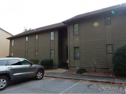 201 Racquet Club Road Unit 2 sold condo in Courtside Condos, Asheville, NC