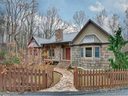 156 Woodlyn Etch sold home in Hendersonville, SC