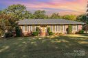 13704 Woody Point Road sold home in Charlotte, SC