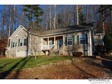 261 Lone Laurel Trl sold home in Lone Laurel, Hendersonville, NC