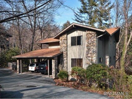 9 Cedarbrook Drive sold condo in Cedarbrook, Hendersonville, NC