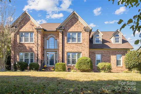 142 Cottontail Lane sold home in Hunters Pointe, Concord, NC