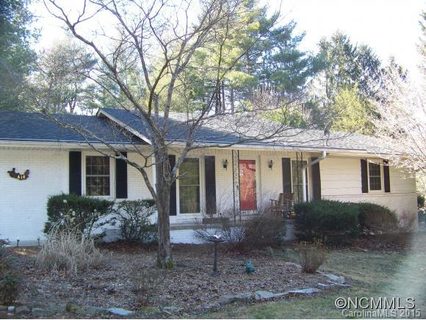 414 Princess Anne Drive sold home in Westwood, Hendersonville, NC