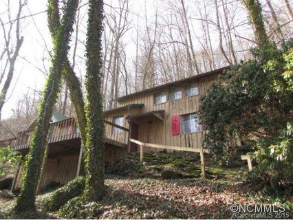 182 Mountain Farm Road sold home in Cattail Farms, Burnsville, NC