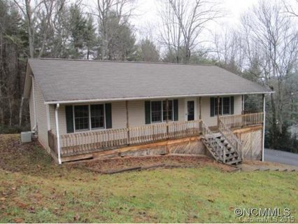 16 Westwood Dr sold home in Westwood, Candler, NC