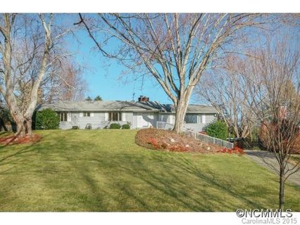 40 Martindale Road sold home in Lake View Park, Asheville, NC