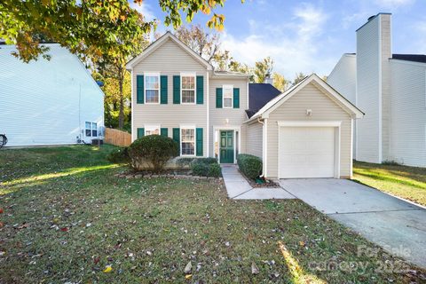 1424 Griers Grove Road sold home in Griers Grove, Charlotte, NC